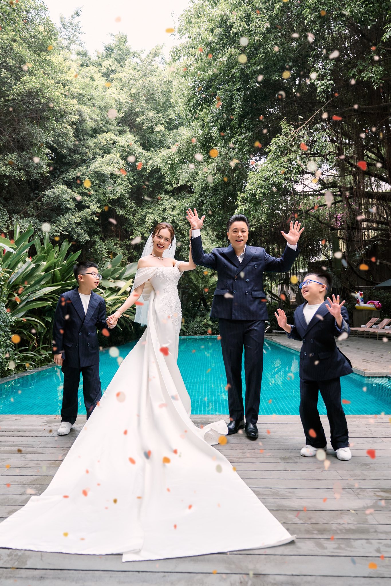   Chuyện tình yêu đẹp của Đinh Ngọc Diệp và Victor Vũ nhận được sự ngưỡng mộ từ khán giả. Ảnh: FBNV  