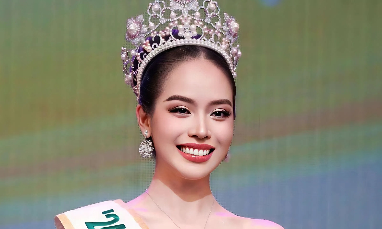 Thanh Thủy Cô đăng quang Hoa hậu Việt Nam 2022 và tiếp tục giành vương miện Miss International 2024 trong đêm chung kết tổ chức tại Nhật Bản