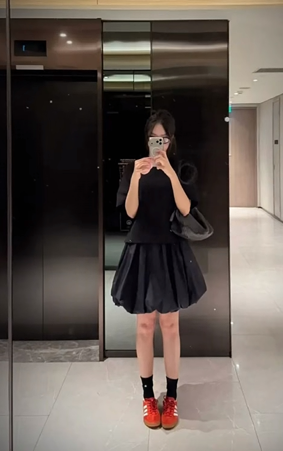 Cách đây không lâu, Hoa hậu Thanh Thuỷ cũng check in ở khu vực y hệt (Ảnh: Instagram nhân vật)