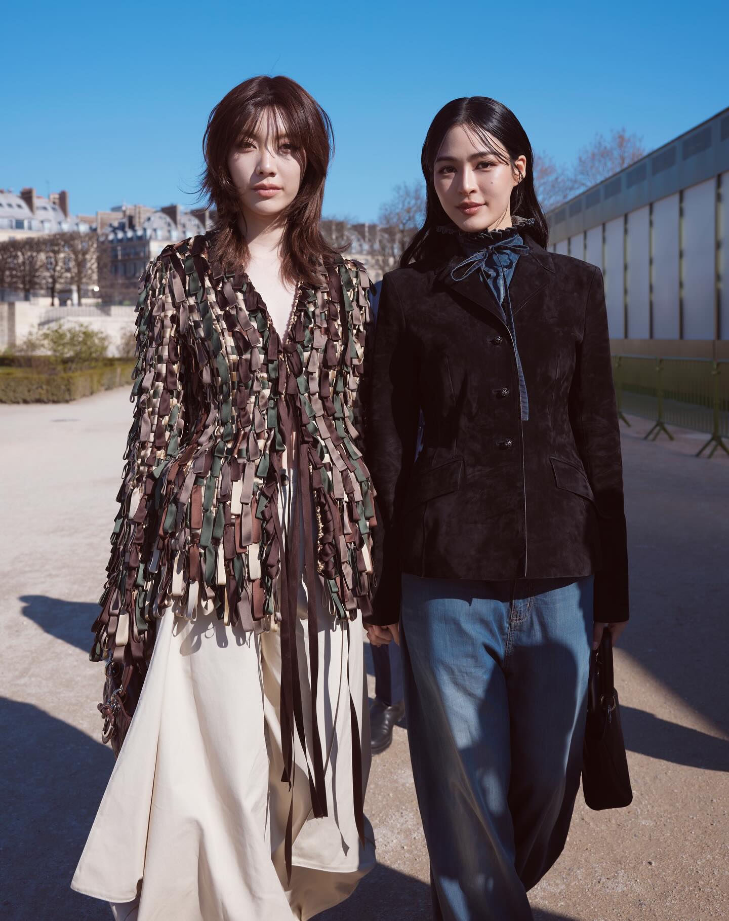 Hai nữ vương hiện tại không ai khác ngoài bộ đôi Thái Lan Lingling Orm đã được Dior 