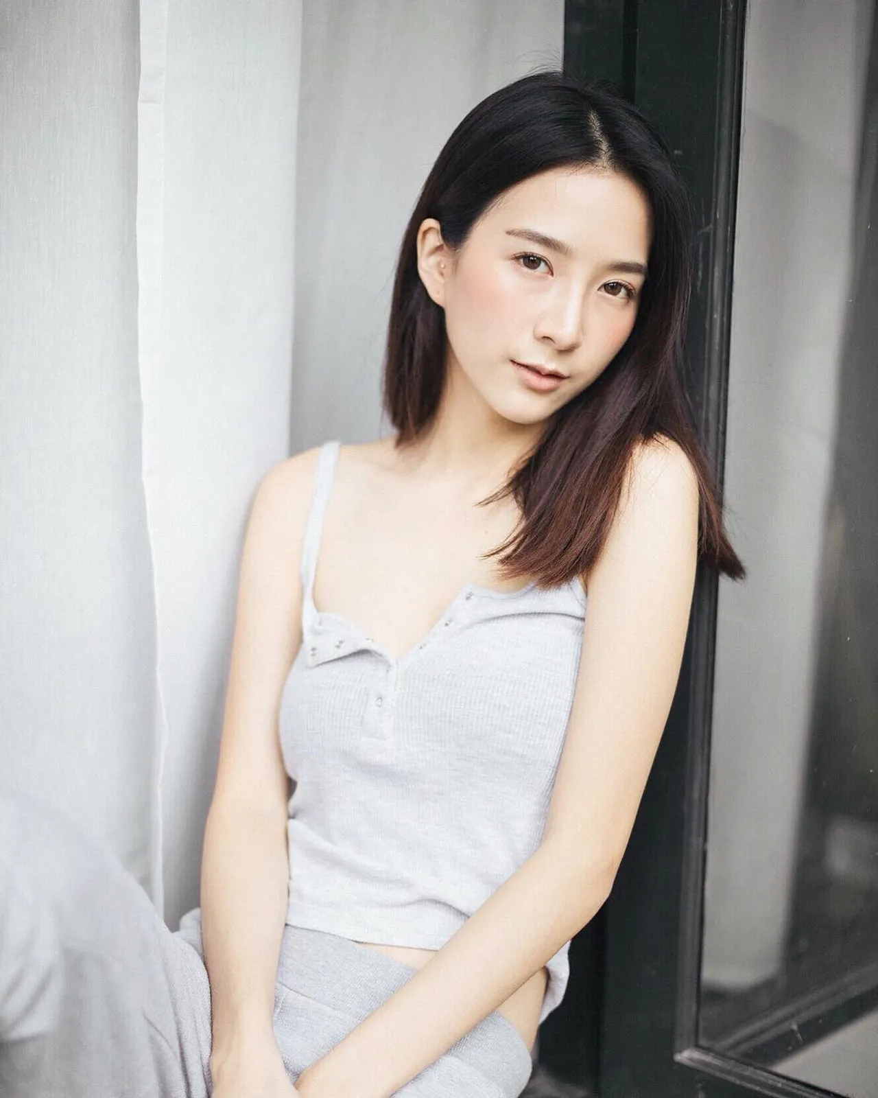 Nữ diễn viên và thiếu gia nghìn tỷ hủy hôn ngay sau màn cầu hôn bằng nhẫn kim cương khủng