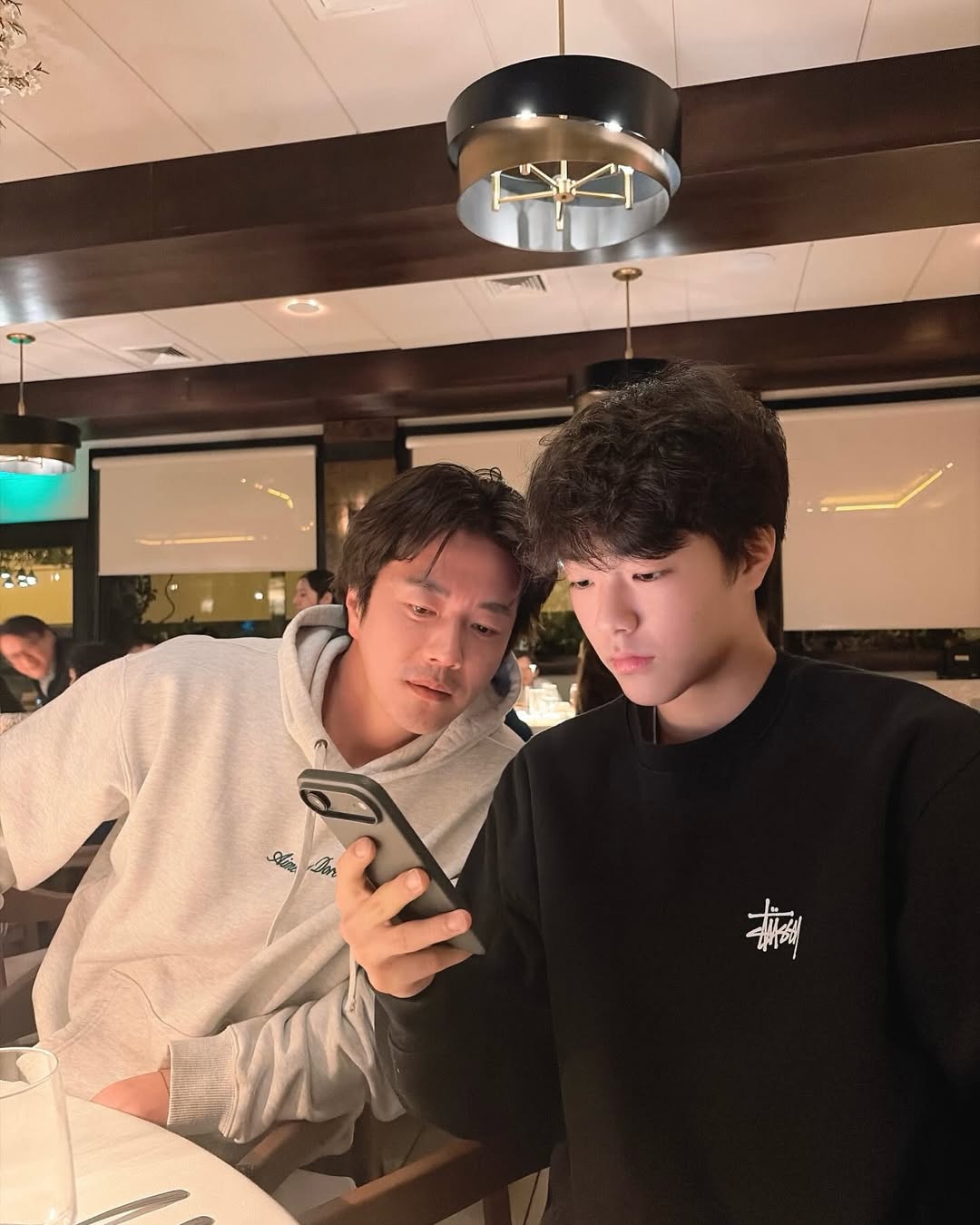 Con trai Kwon Sang Woo gây sốt trên diện rộng với màn bùng nổ nhan sắc. Ảnh: Naver