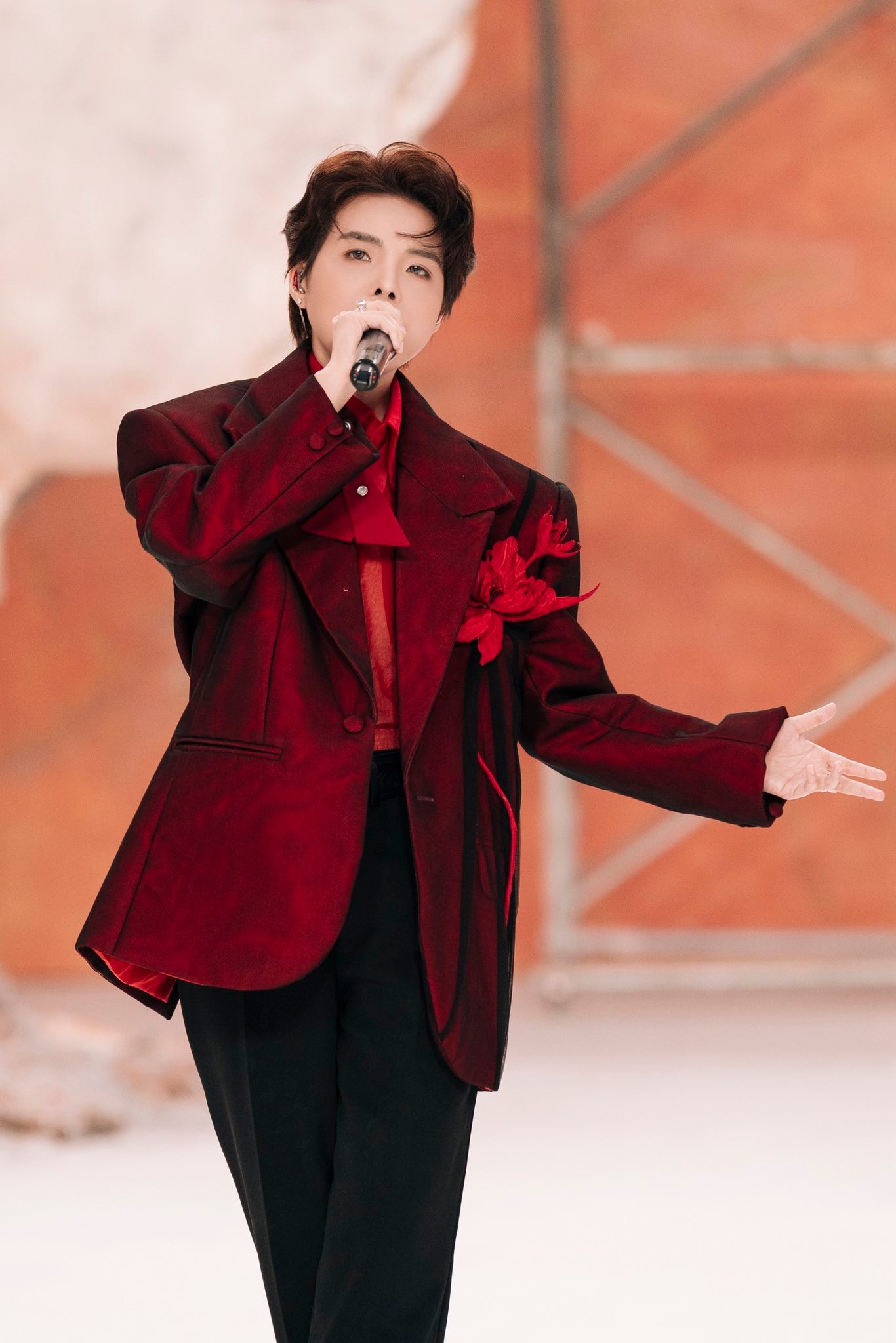 Vũ Cát Tường là một trong những nhân tố ấn tượng tại Anh Trai Say Hi mùa 2 