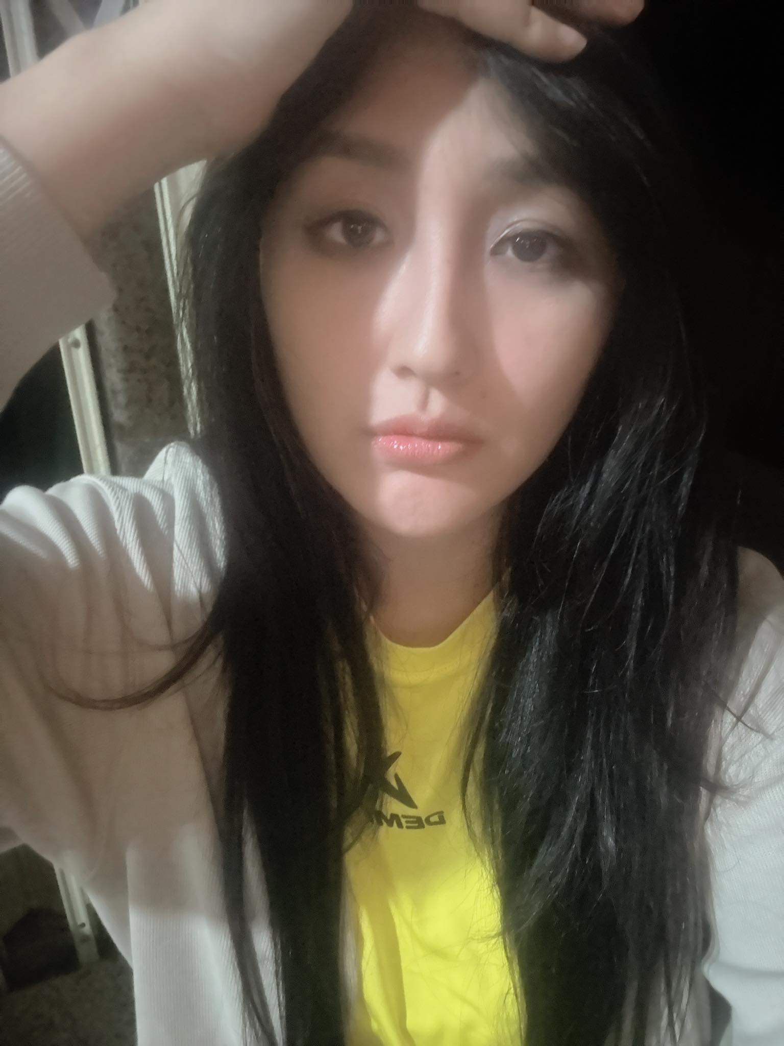 Có lần, Mai Phương Thuý phải lên tiếng xin lỗi vì hành động thiếu tỉnh táo 