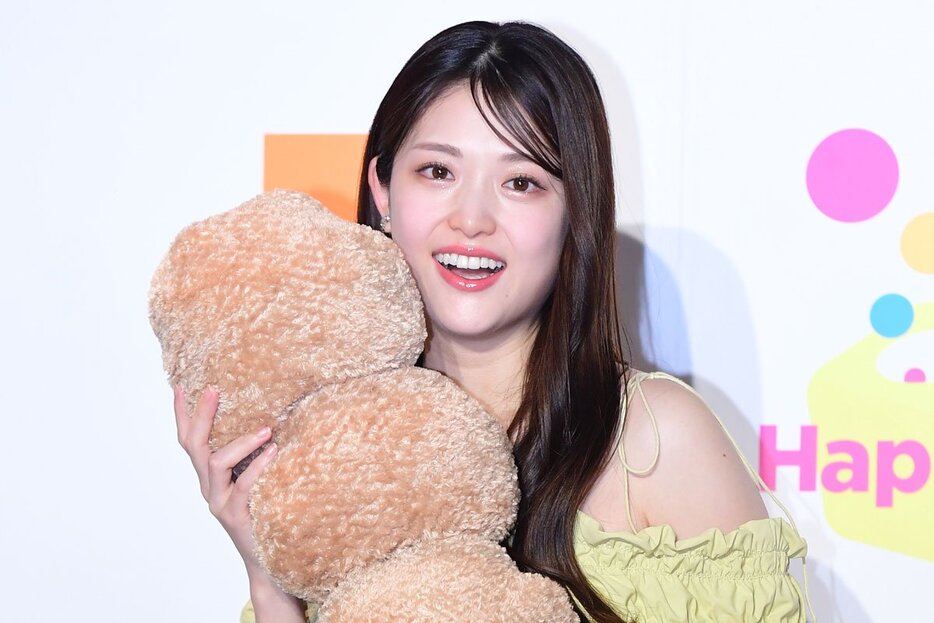 Công chúng đồng loạt gửi tới nữ diễn viên kiêm ca sĩ những lời chúc mừng tốt đẹp nhất sau khi cô “vượt cạn” thành công. Ảnh: Koreaboo