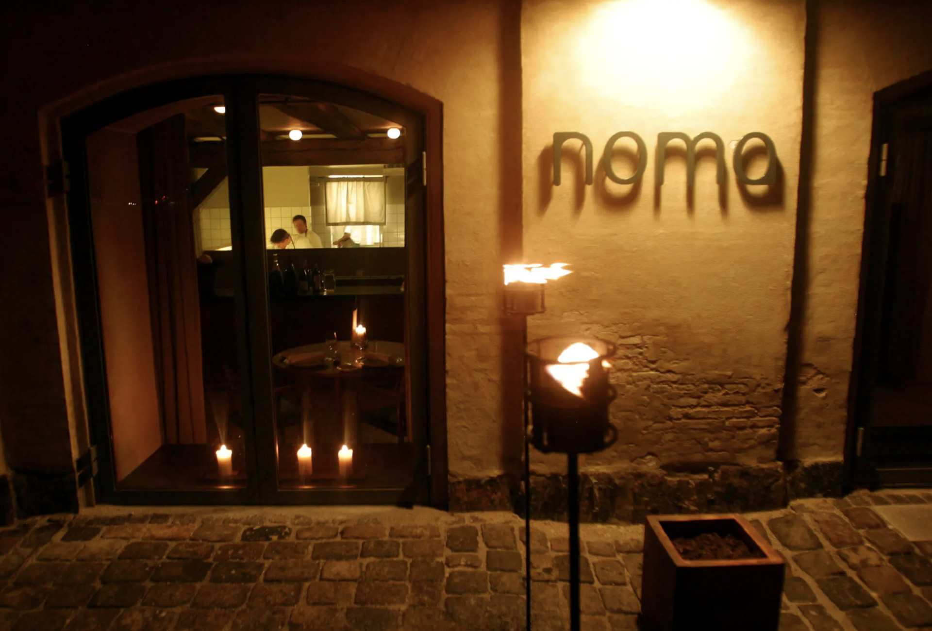 Sự việc xoay quanh nhà hàng Noma khiến nhiều người xôn xao. Ảnh: The New York Times