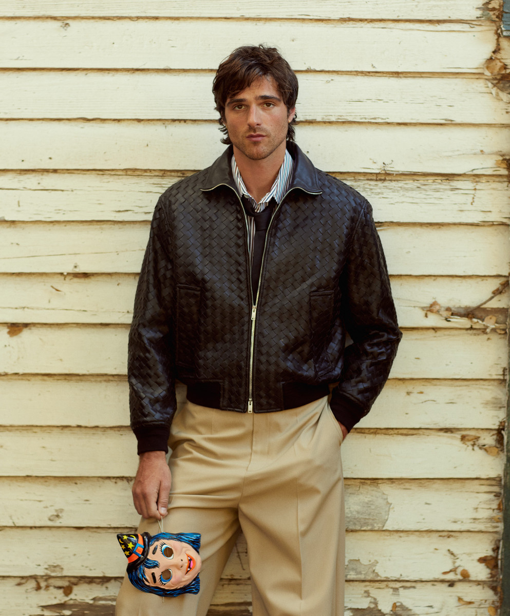 Mỹ nam sinh năm 1997 dám thử thách và không ngừng làm mới hình ảnh. Ảnh: TRUNK ARCHIVE. 