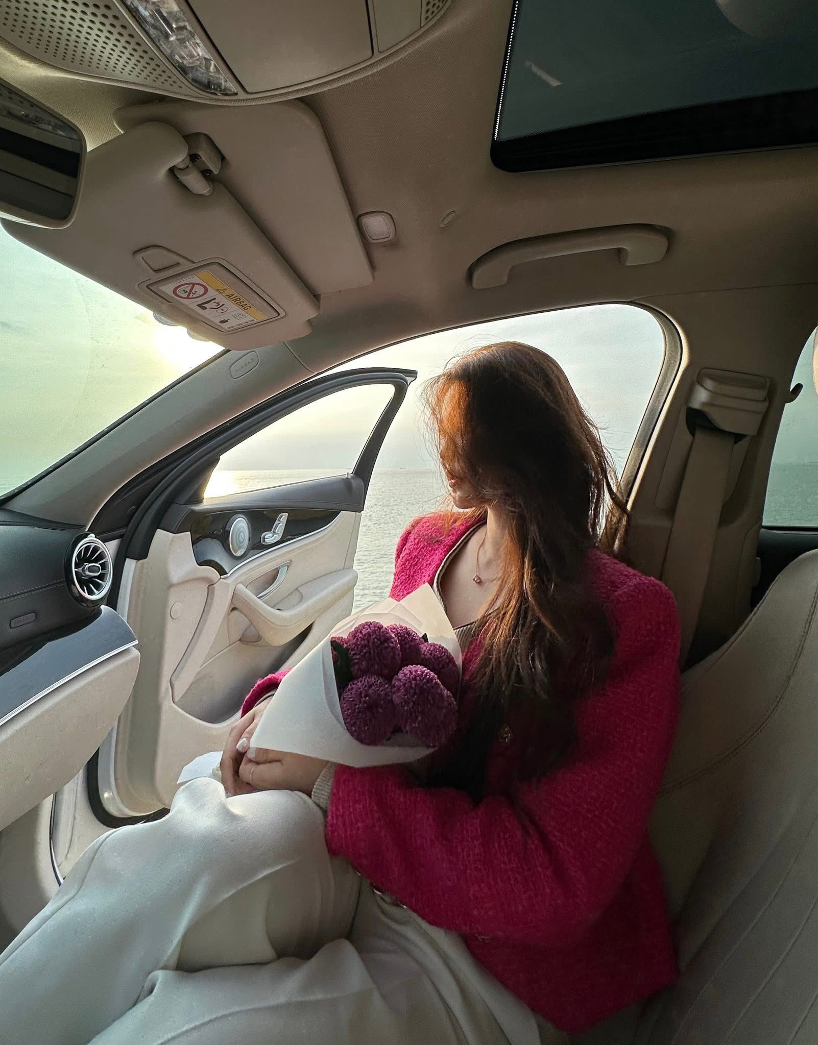 Ribi Sachi hiện đang tận hưởng cuộc sống đáng ngưỡng mộ