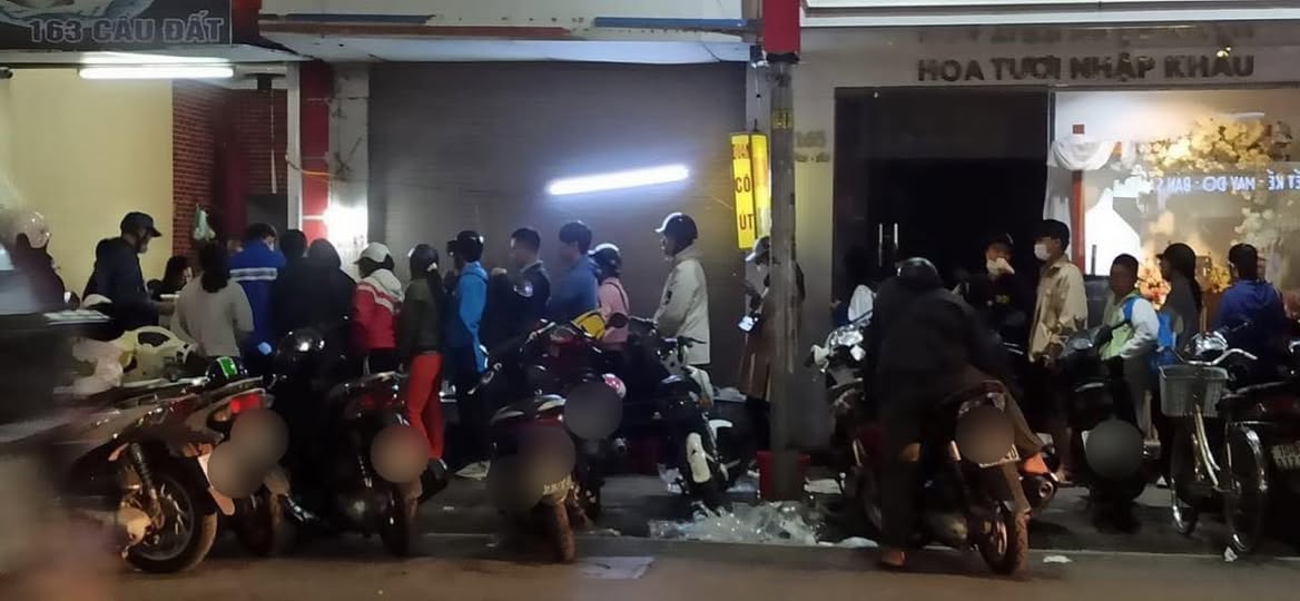 (Ảnh: Page Không Lòng Vòng)