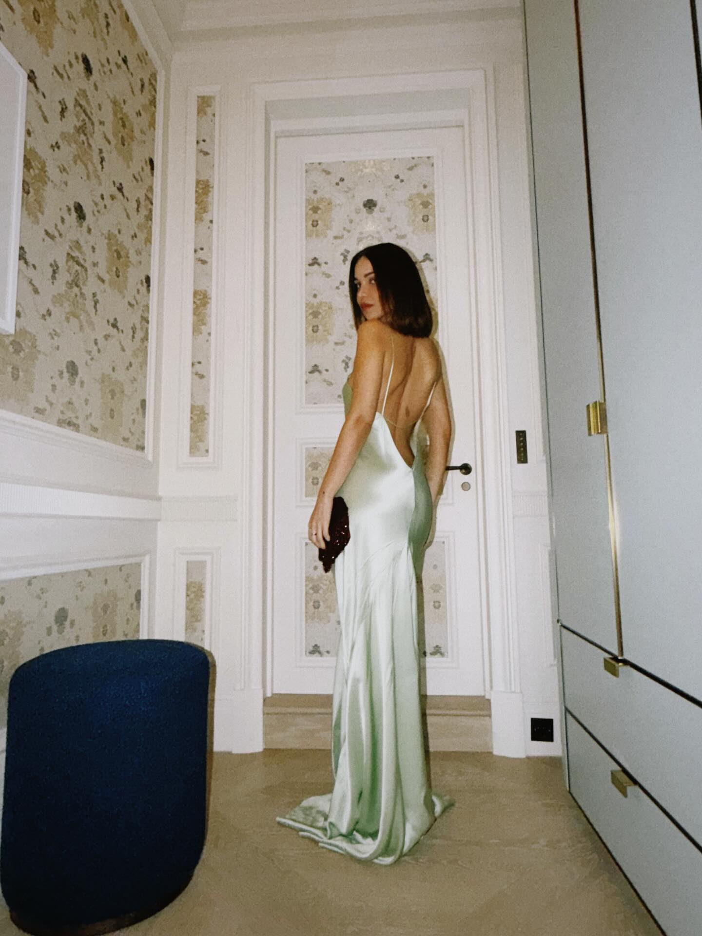 Jackie Apostel được công chúng nhận xét có nét rất giống Victoria Beckham từ ngoại hình đến phong cách thời trang (Ảnh IGNV). 