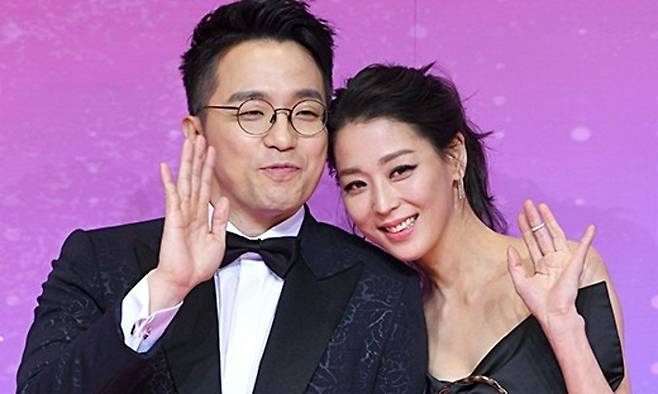 Han Go Eun và Shin Yeong Soo kết hôn cách đây 11 năm. Ảnh: Naver