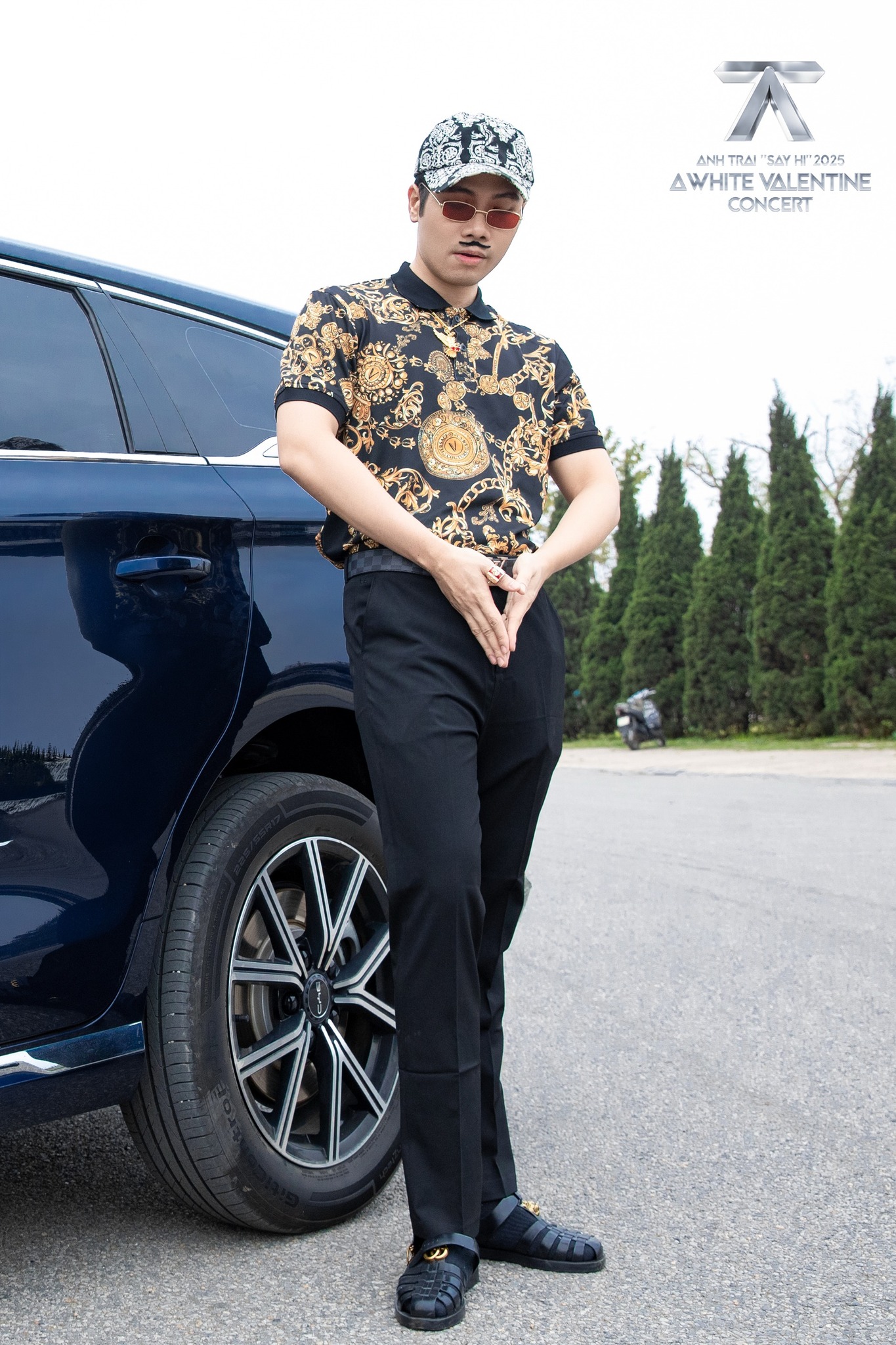 và Phúc Du cosplay 