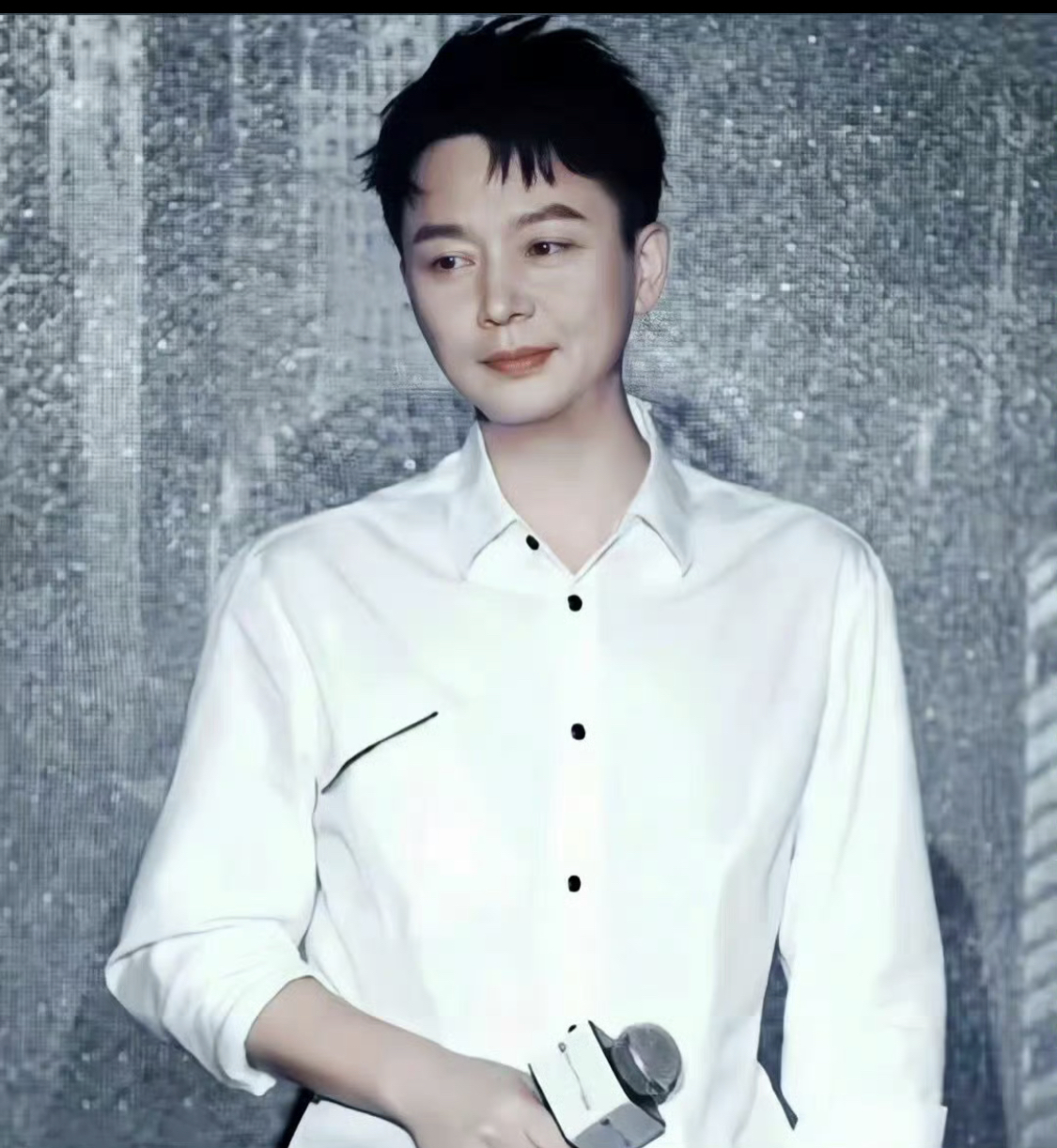 Nam diễn viên 10 năm không được đóng phim vì quá đẹp, ngoại hình cực phẩm lại là điểm yếu chí mạng