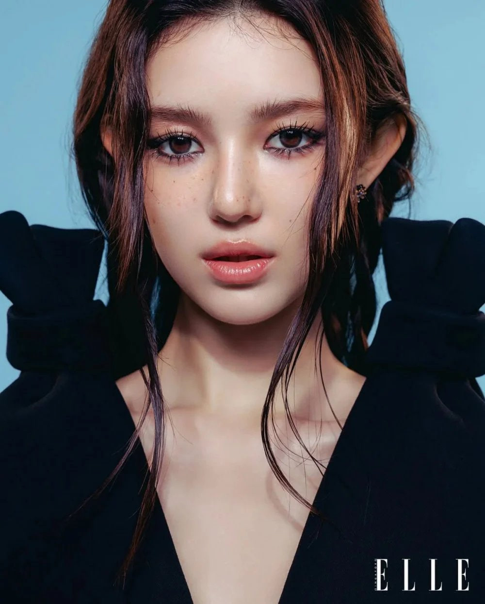 Danielle đối diện với khoảng tiền bồi thường hợp đồng lớn kỷ lục của làng giải trí xứ Hàn (Ảnh: ELLE)