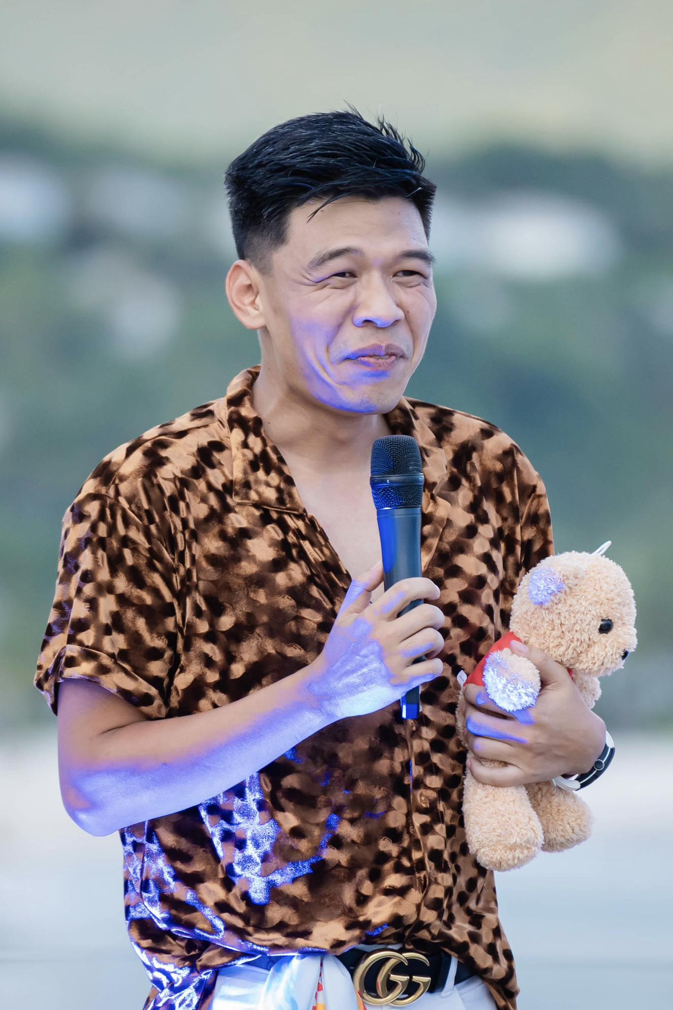 Sau 10 năm làm nghề, Trung Ruồi ngày càng khẳng định mình qua những vai diễn đa dạng khác nhau. Ảnh: FBNV