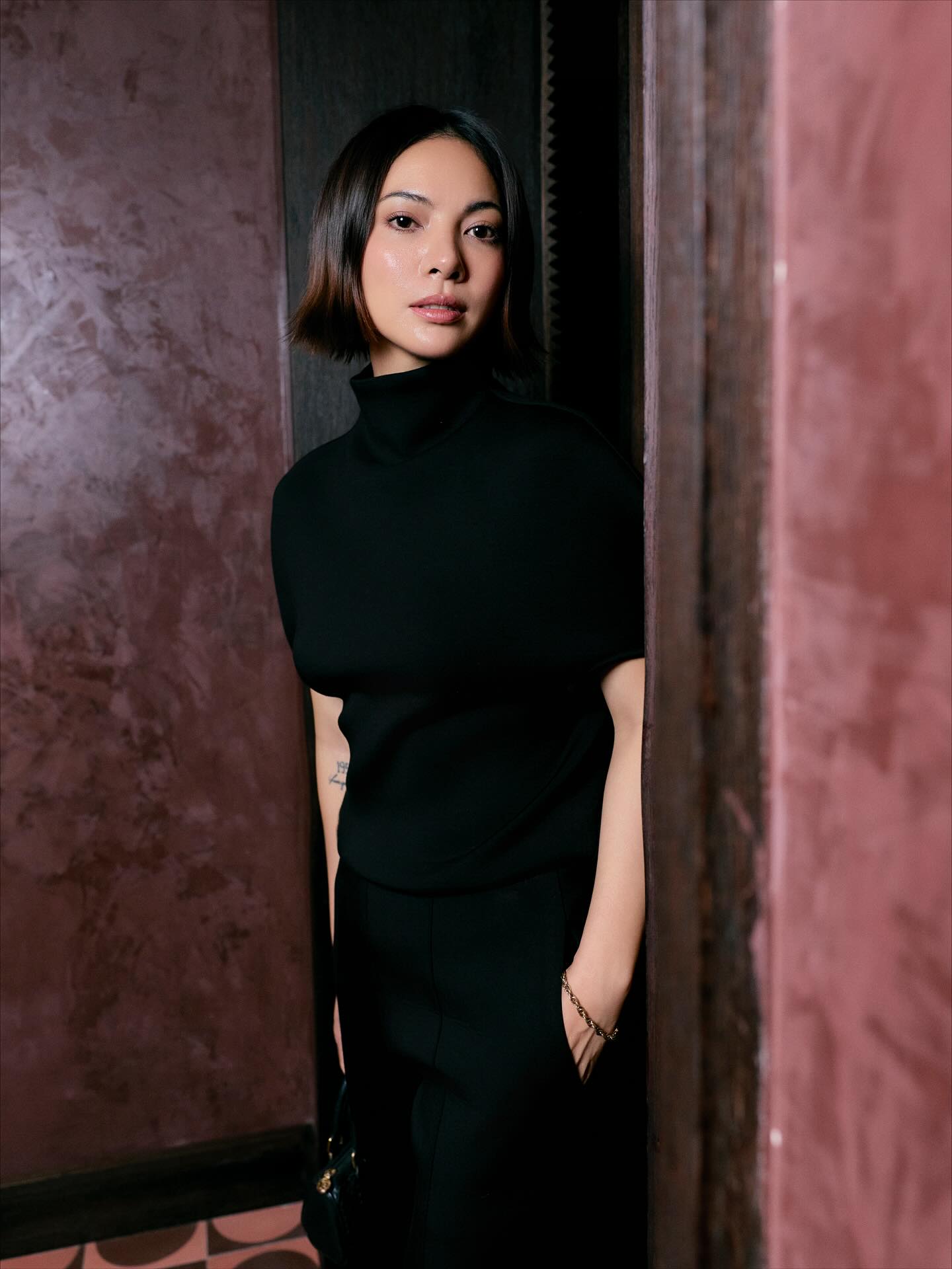 Cô hiện là KOL, người mẫu ảnh, kết hợp với nhiều thương hiệu nổi tiếng