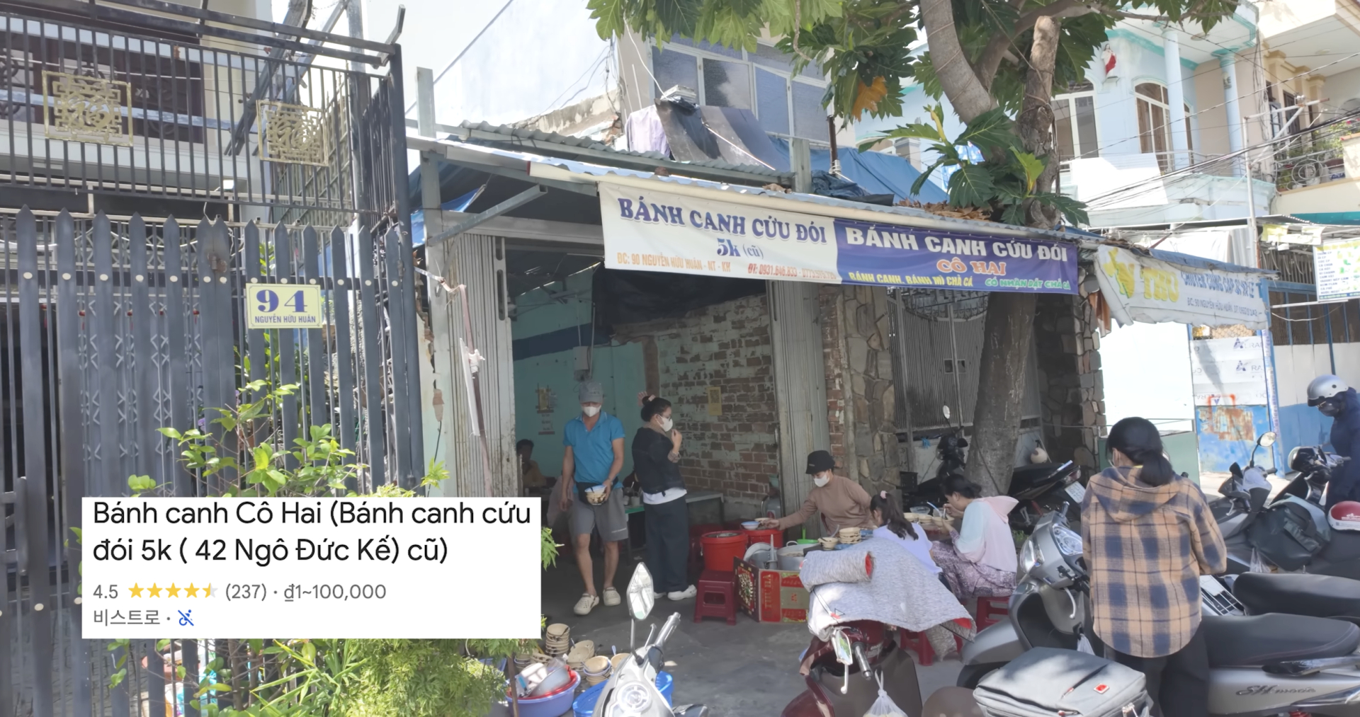 Quán bánh canh khiến cô nàng phải bất ngờ về giá