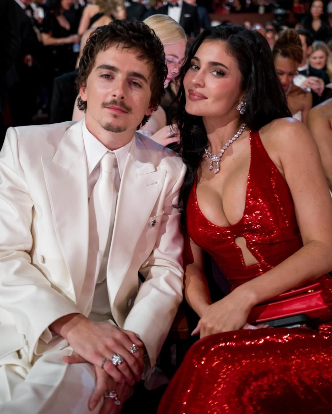 Kylie Jenner - bạn gái của Timothée Chalamet - cũng bị liên lụy, hứng chịu sự tấn công của cư dân mạng vì sự cố phát ngôn của người yêu. Ảnh: Getty Images.