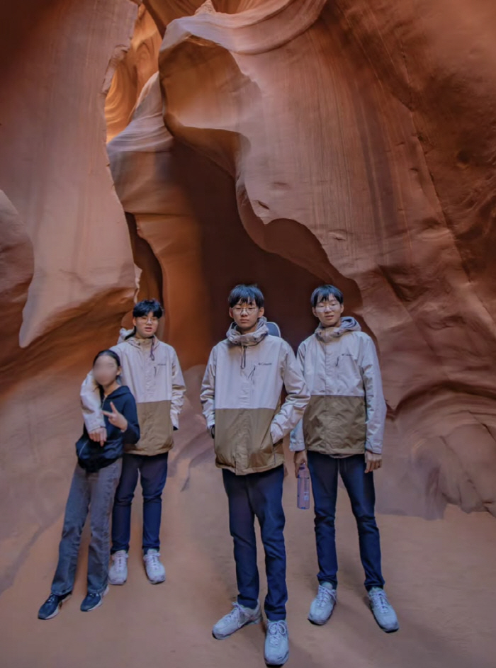 Bộ 3 nhóc tỳ sinh 3 Daehan - Minguk - Manse hiện tại đều đã cao hơn 1m80, khiến công chúng không khỏi trầm trồ. Ảnh: Naver