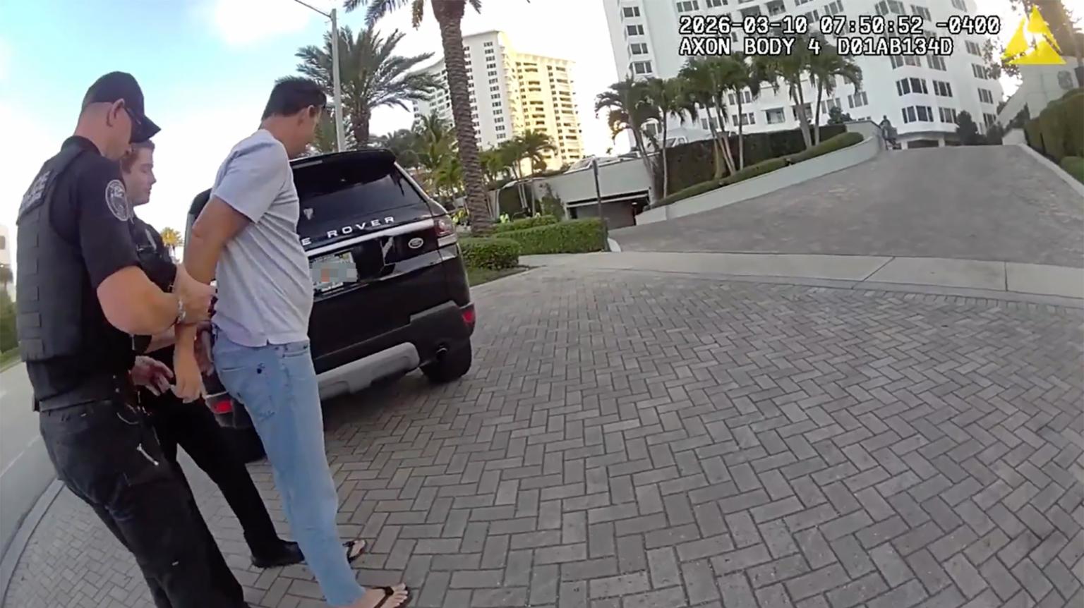 Petrus Viljoen bị bắt khi đang lái xe. Ảnh: Page Six