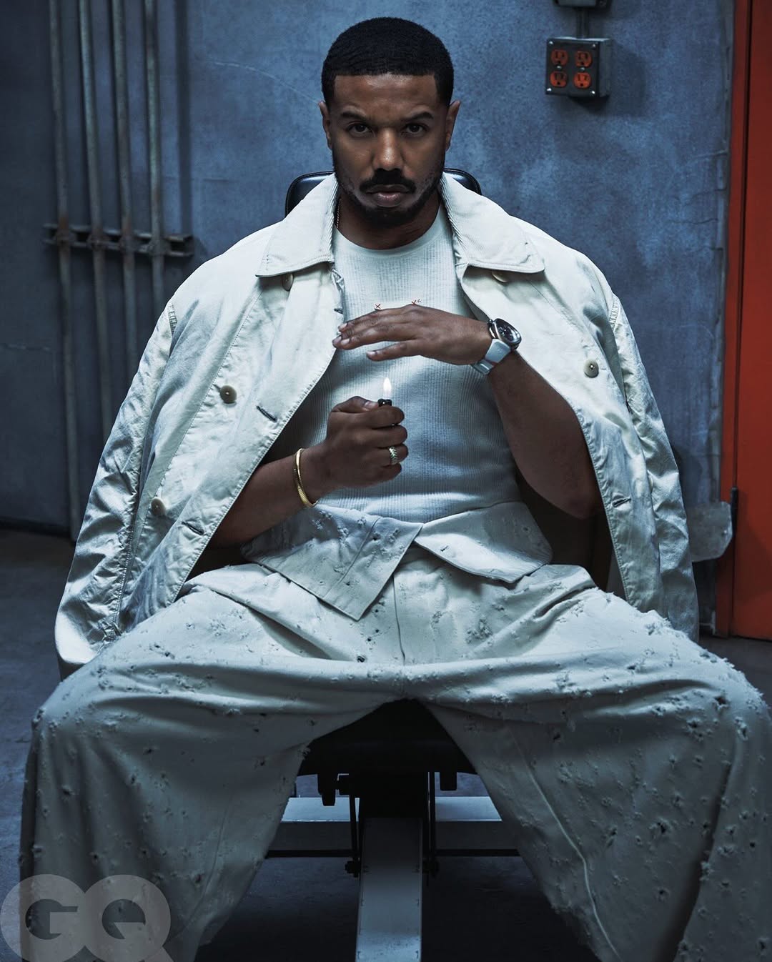 Tài tử đánh bại Timothée Chalamet gây sốc toàn cầu: Có quyến rũ nhất hành tinh cũng phải lên app hẹn hò tìm bồ thôi!