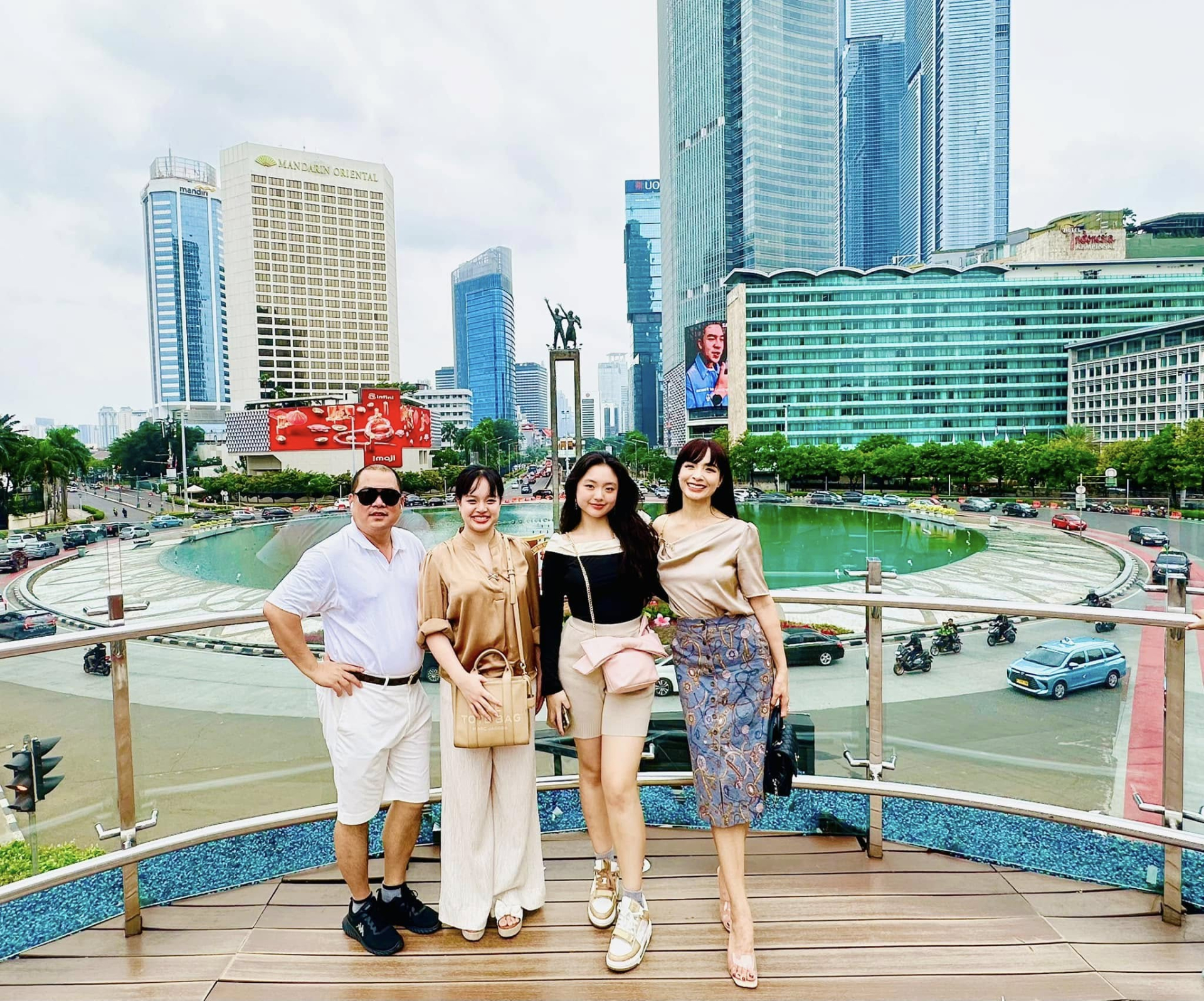 Nhạc sĩ Minh Khang đi chơi golf, du lịch nước ngoài liên tục