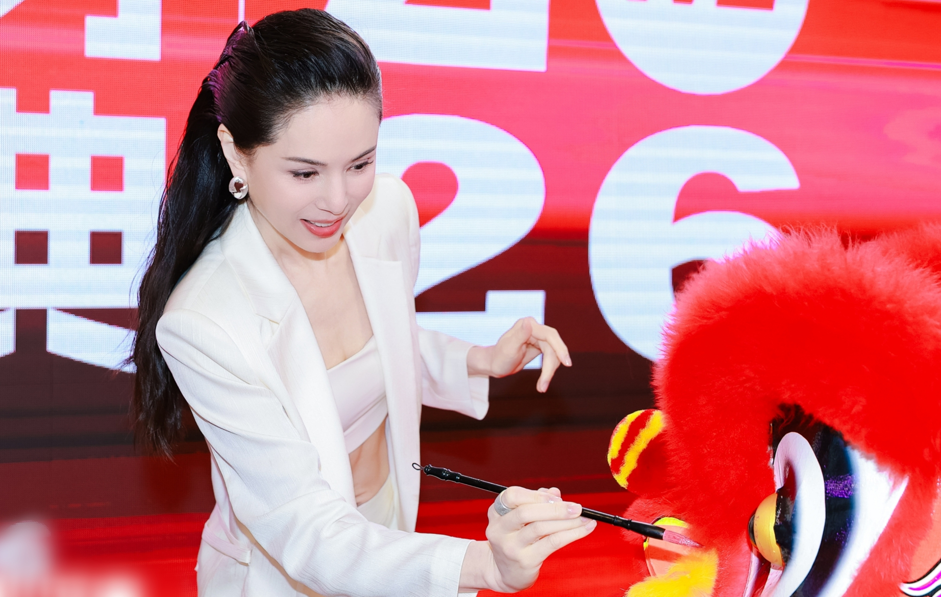 Góc nghiêng xinh đẹp của Lý Nhược Đồng.