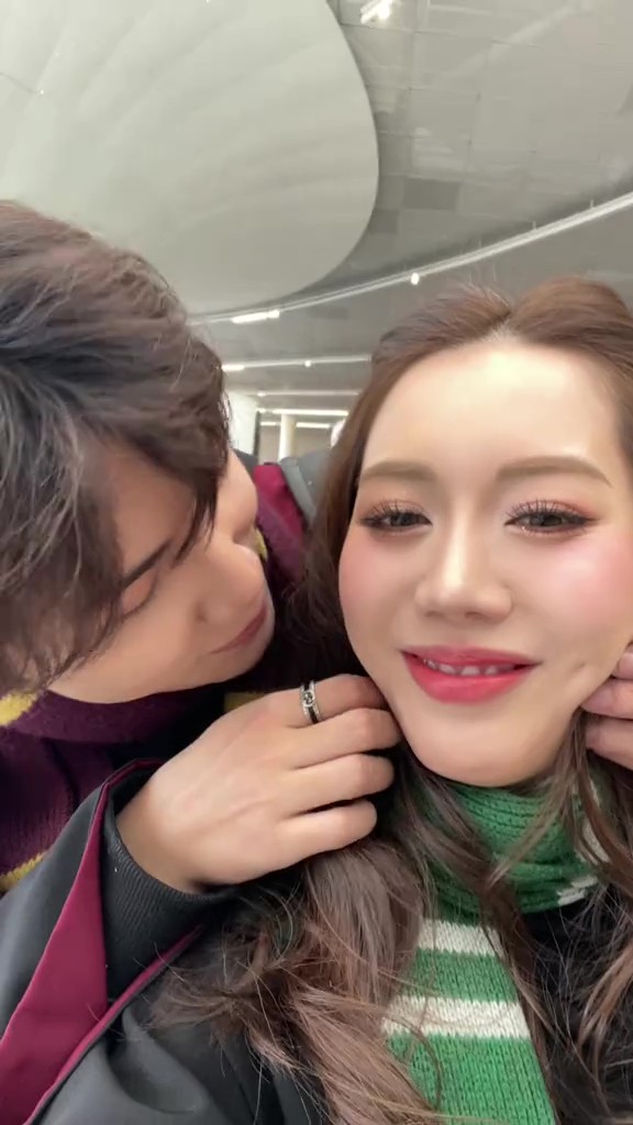 Khách Việt sang Trung Quốc va phải bản fake của Kim Seon Ho: Hành động của cả 2 sau đó khiến 1,5 triệu sửng sốt