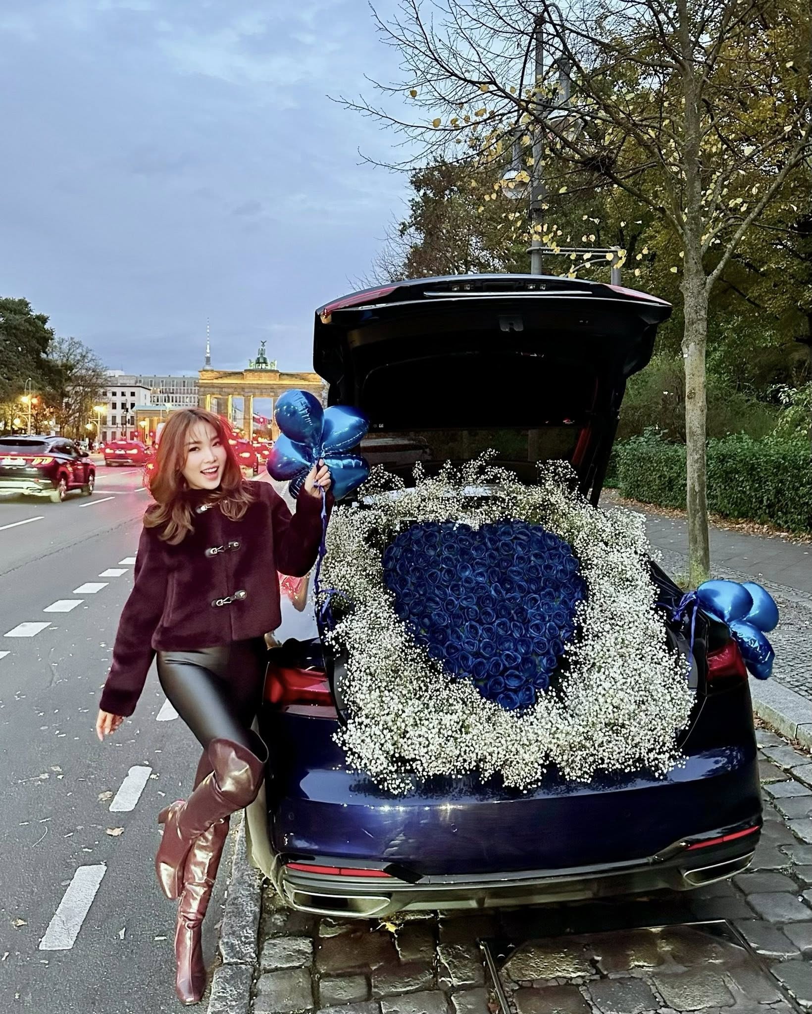 Bạn thân Ngọc Trinh thường chia sẻ cuộc sống sang chảnh tại trời Âu