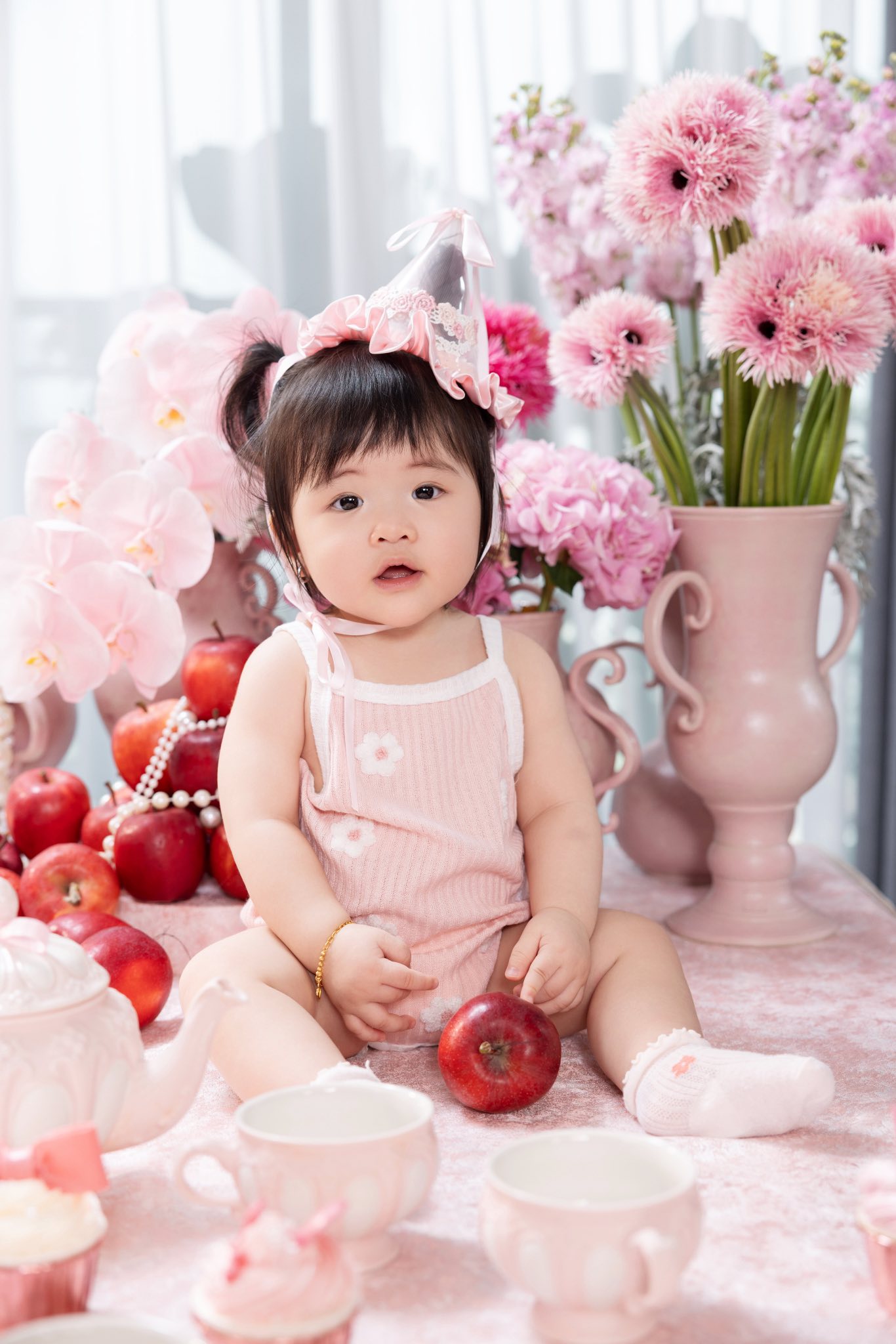 Vẻ ngoài cực đáng yêu của con gái Puka và Gin Tuấn Kiệt 