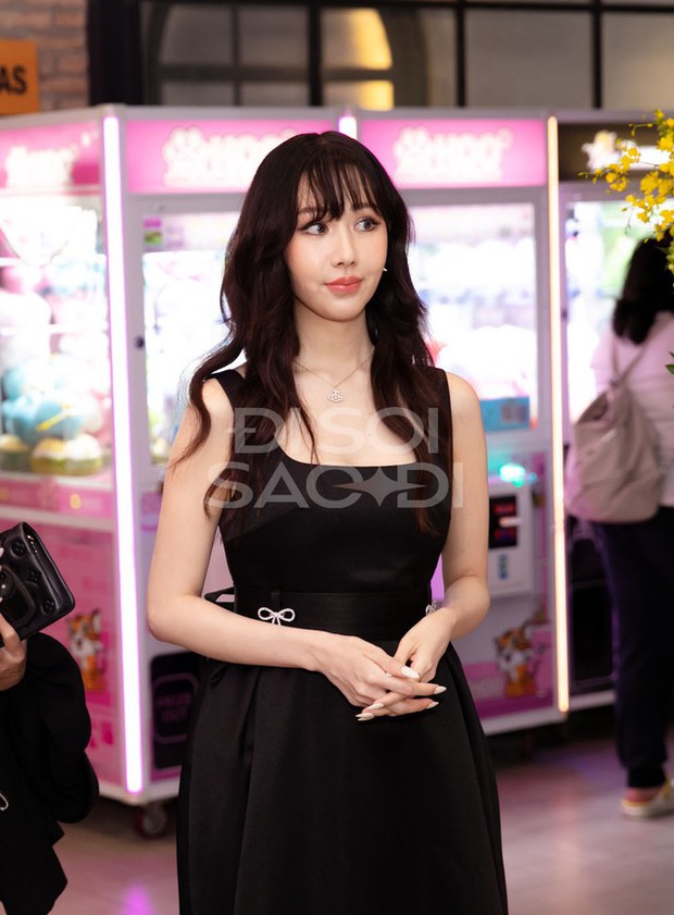 Thời gian gần đây, nữ ca sĩ vướng nghi vấn 