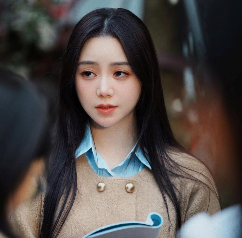 Quỳnh Kool xinh đẹp trong những tạo hìnhkhác