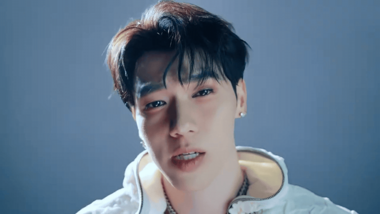 Visual của Lohan cũng nhận được sự chú ý