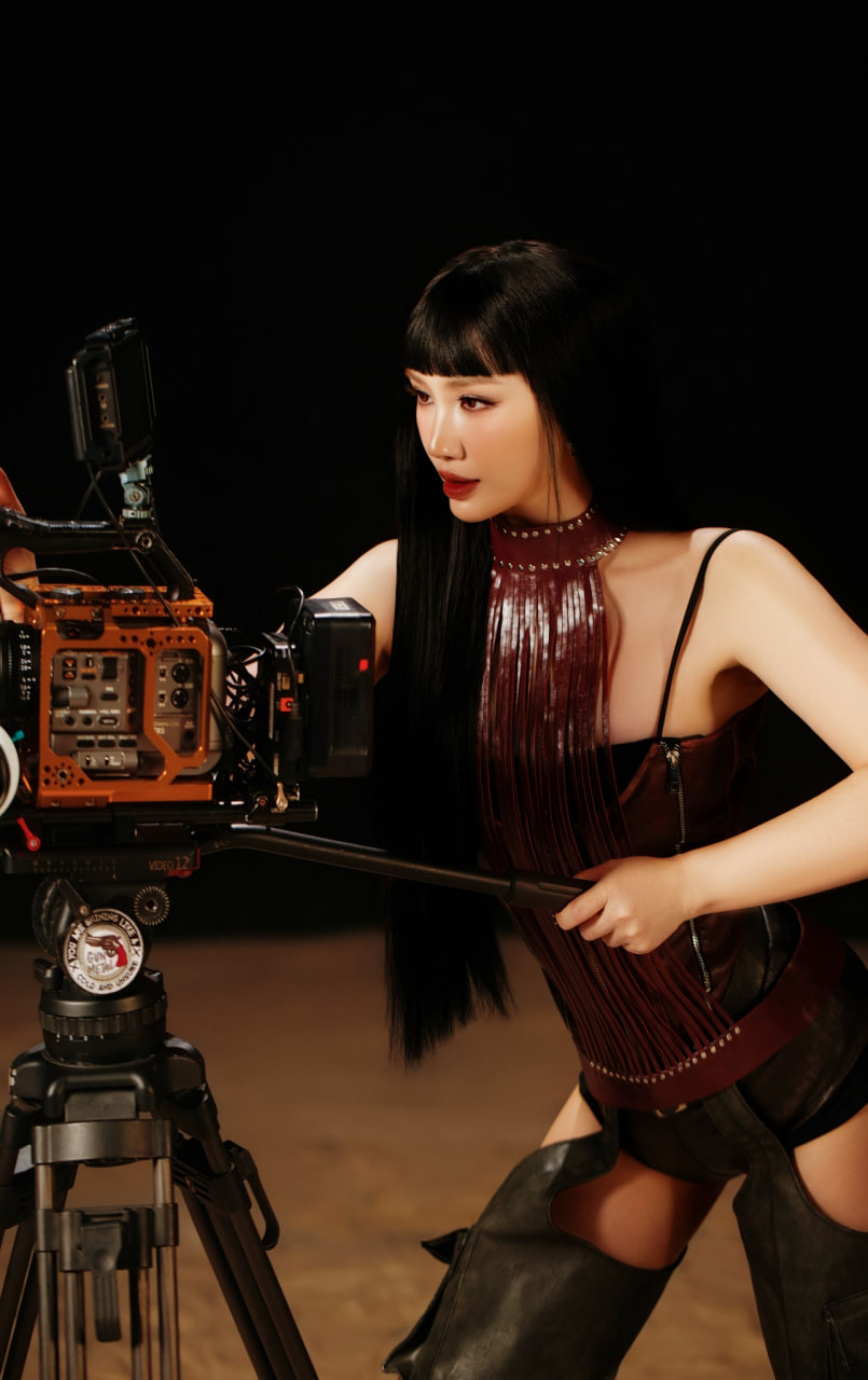 Bảo Thy gây ấn tượng nhờ sự cách xử lí giọng hát trong sản phẩm mới (Ảnh:FBNV)