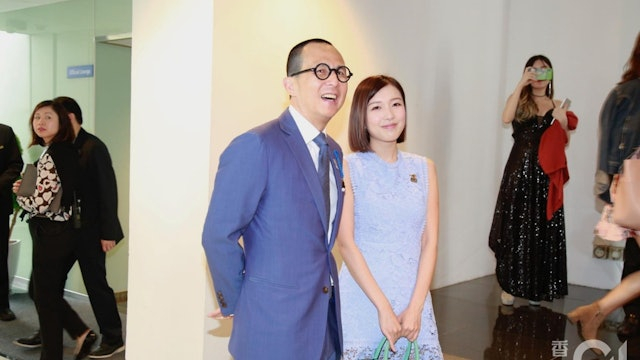 Phát hiện 1 Á hậu bán penthouse lỗ nửa giá, chính thức kết thúc với người tình hơn 26 tuổi