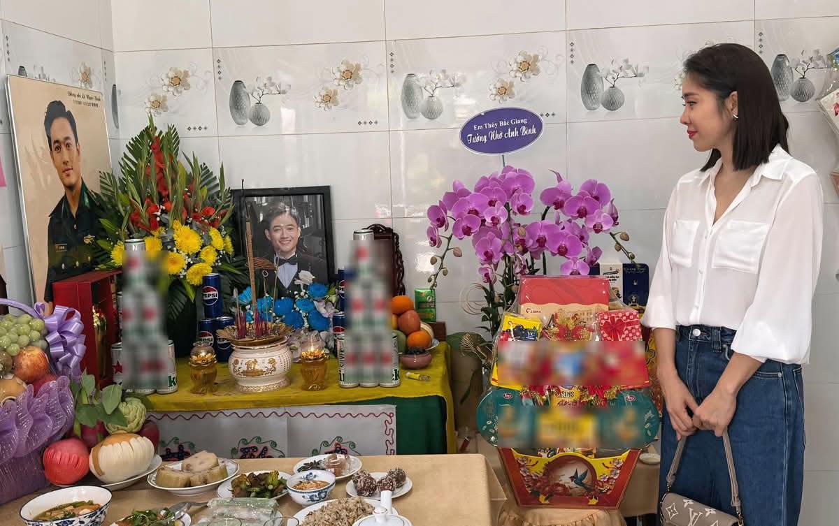 Diễn viên Lê Phương còn nhắn gửi xúc động sau 1 năm kể từ ngày cố diễn viên qua đời. Ảnh: FBNV