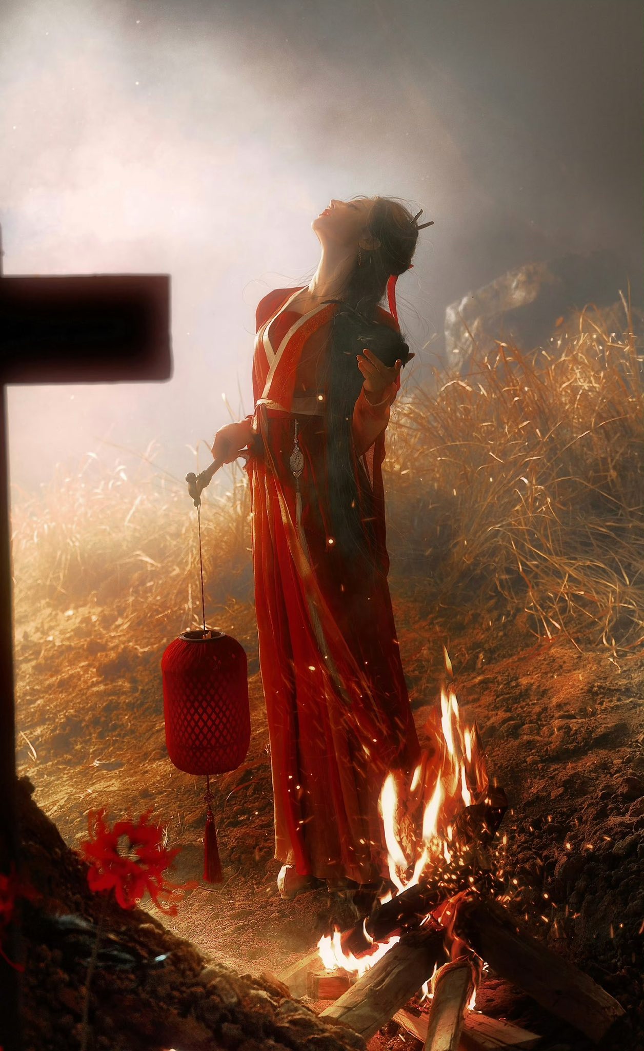 Mỹ nhân hồng y đẹp vô địch Trung Quốc hiện tại: Nhan sắc tà mị cuốn ơi là cuốn, trời sinh để bỏ bùa thiên hạ