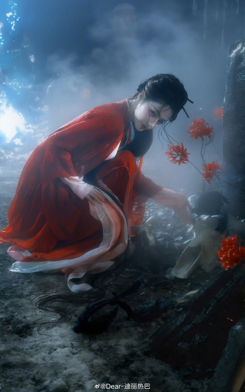 Mỹ nhân hồng y đẹp vô địch Trung Quốc hiện tại: Nhan sắc tà mị cuốn ơi là cuốn, trời sinh để bỏ bùa thiên hạ