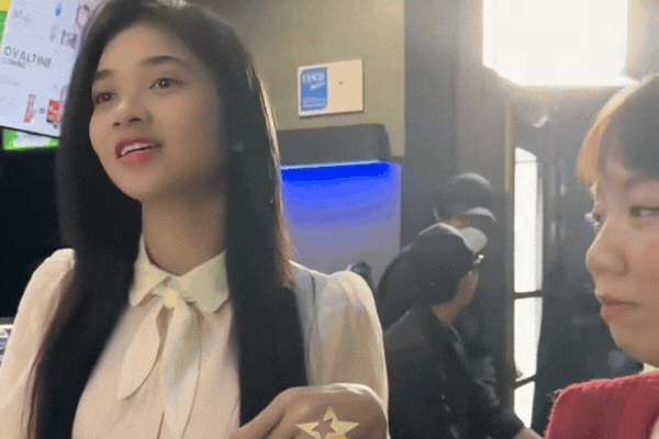 Minh Kiên ngập ngừng trước lời nhắc khéo mua 200 vé của đạo diễn Luk Vân