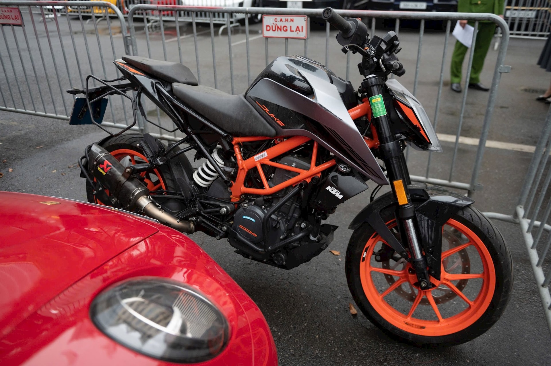 Ngoài những chiếc “xế hộp” có giá trị cao, những xe mô tô phân khối lớn bị thu giữ trong đường dây này cũng có giá trị hàng chục tới hàng trăm triệu đồng/chiếc.