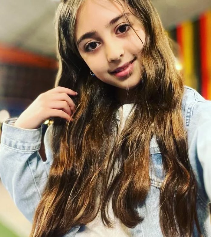 Những hình ảnh cách đây hơn 2 năm, cũng là hình ảnh gần nhất được cô bé này chia sẻ lên MXH.