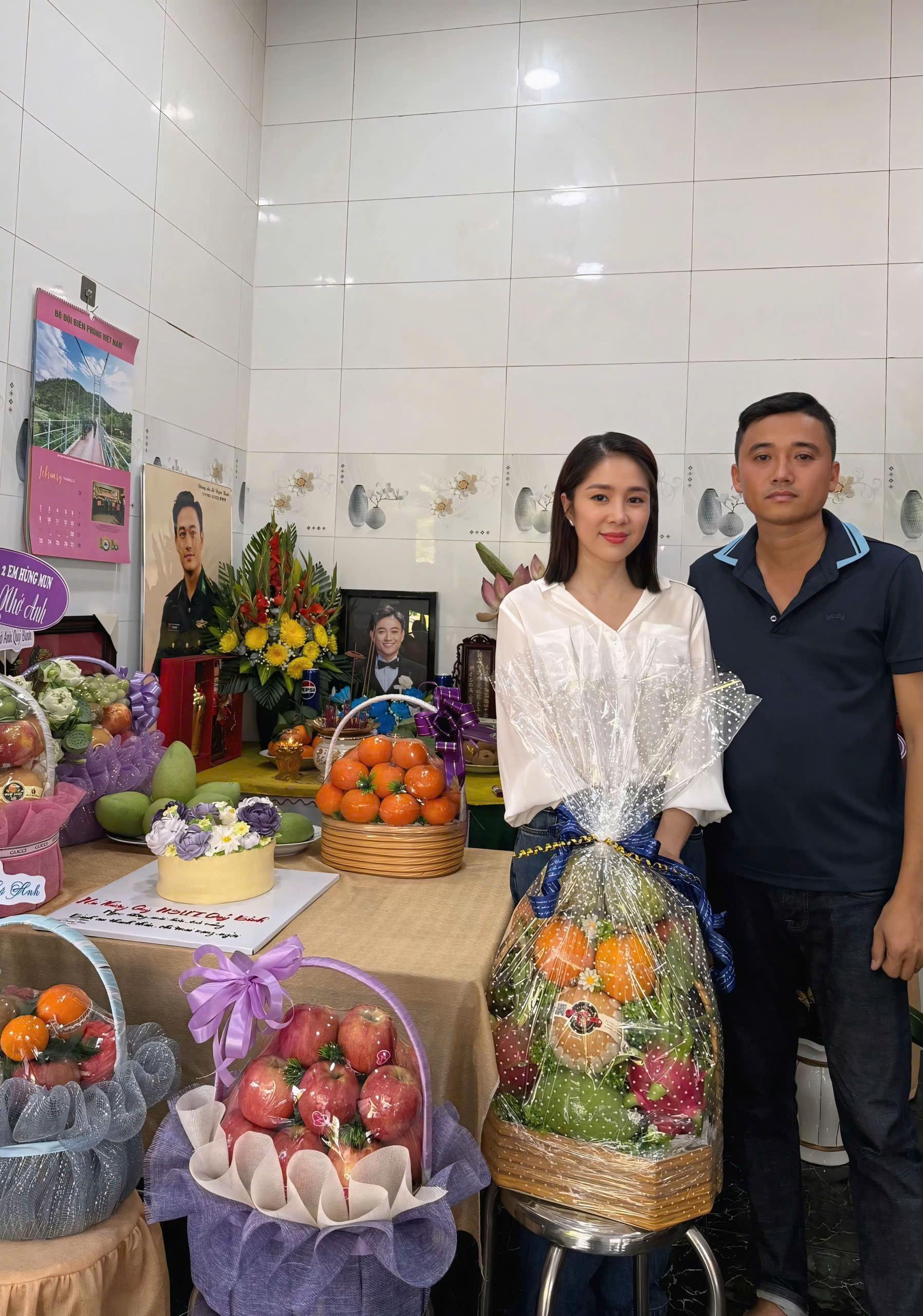 Dòng trạng thái của em trai Quý Bình trong ngày giỗ đầu của cố diễn viên được khán giả chia sẻ trở lại