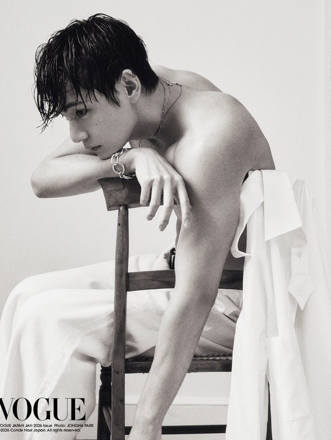 Thành viên đẹp nhất BTS nay đã khác!