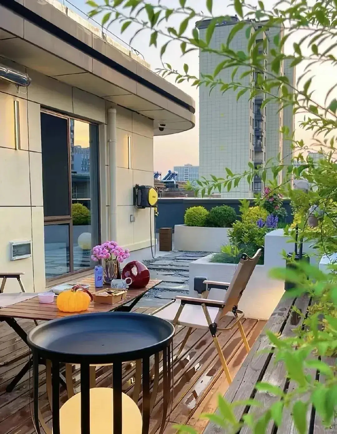 Vì rẻ mua căn nhà cao nhất của chung cư, không bóng hàng xóm: Cô gái lời được 380 triệu sau khi kể ra 3 ưu điểm