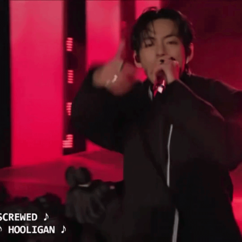 Zoom cận visual Jung Kook - V ở concert Gwanghwamun: Nhan sắc không vết gợn xước, đúng là “mỹ nam đẹp nhất thế giới”!