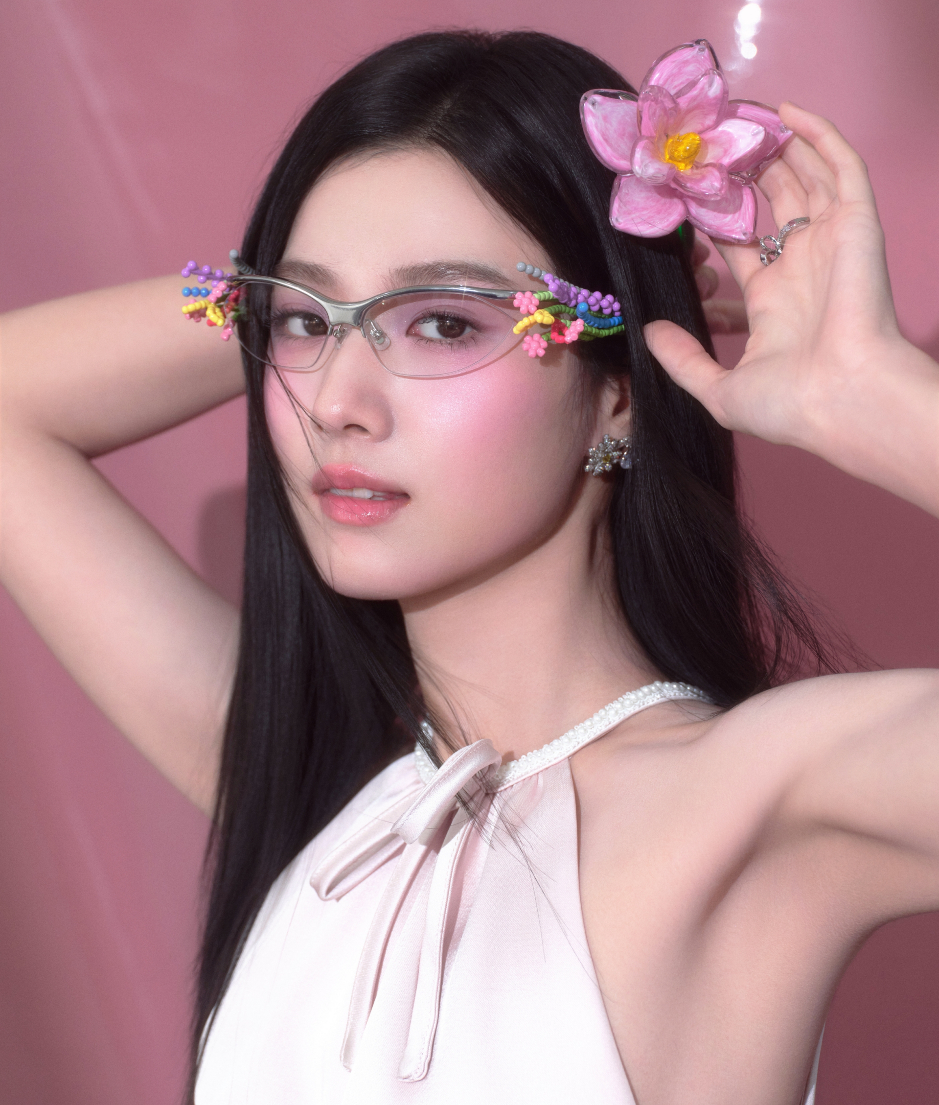 M&agrave;n lột x&aacute;c 180 độ chấn động Trung Quốc: Từ g&aacute;i qu&ecirc; k&eacute;m sang đến nữ thần sắc đẹp khiến 12 triệu người m&ecirc; đắm- Ảnh 11.