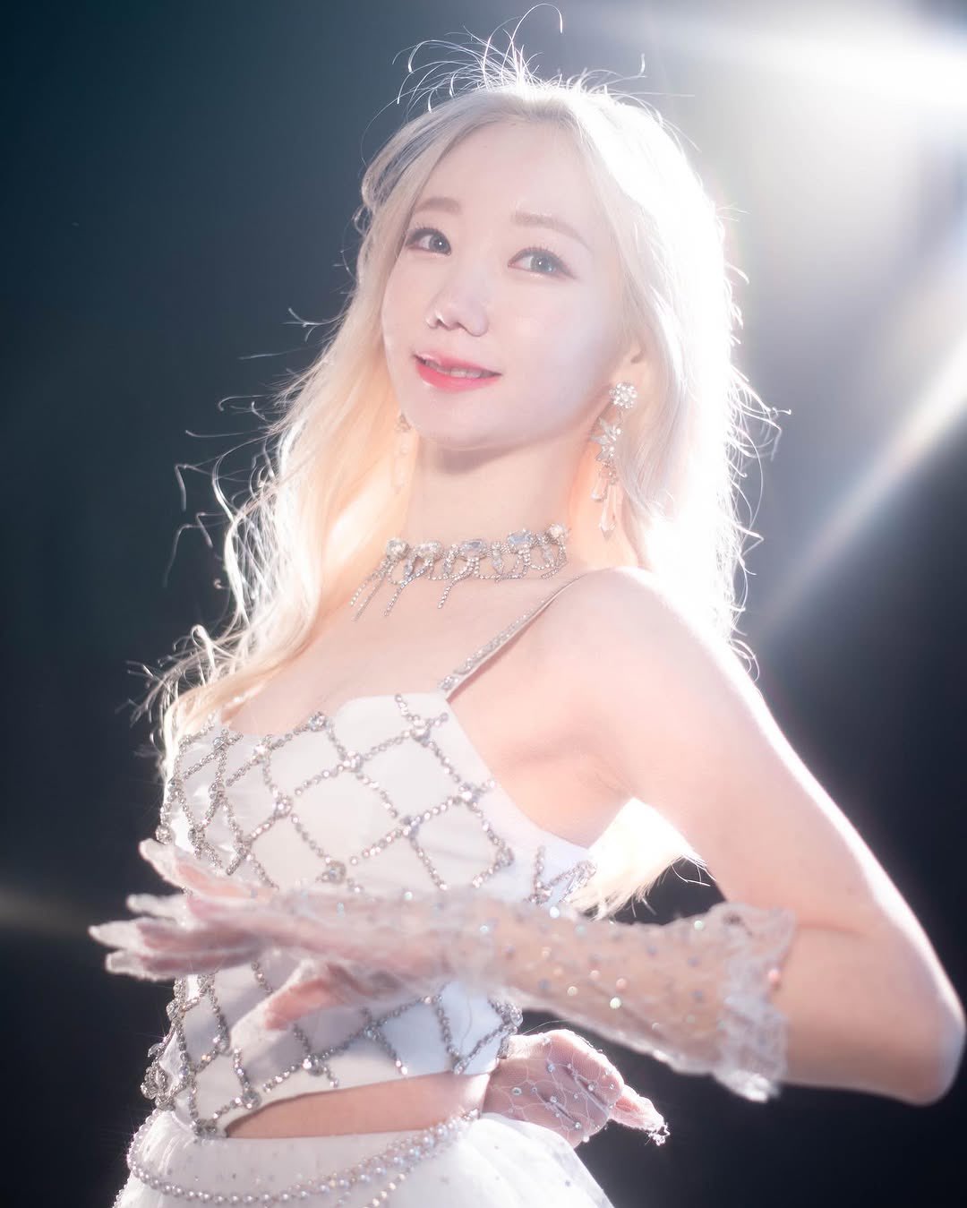 Cái chết của Mirae đã gây ra cú sốc lớn cho làng giải trí Hàn Quốc mới đây. Bởi lẽ nữ ca sĩ qua đời ở tuổi đời còn rất trẻ với nhiều hoài bão và dự định còn dở dang. Ảnh: Nate