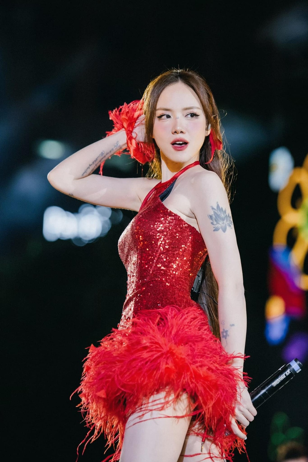 Sở hữu ngoại hình xinh xắn, Phương Ly từng được netizen gọi với danh xưng