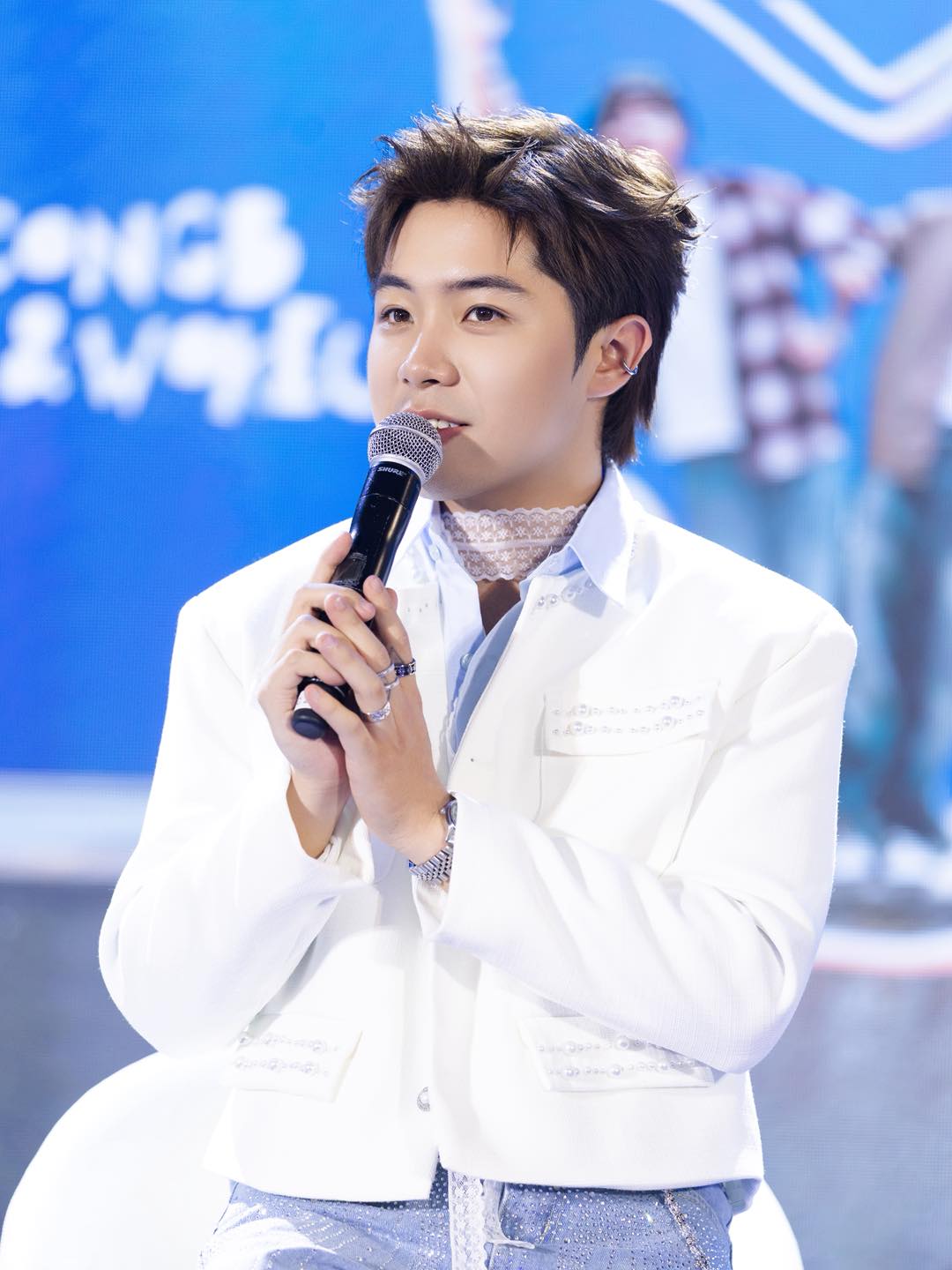 Mason Nguyễn hiện là một trong những rapper trẻ nổi bật và nhận được nhiều sự quan tâm tại thị trường nhạc Việt (Ảnh:FBNV)