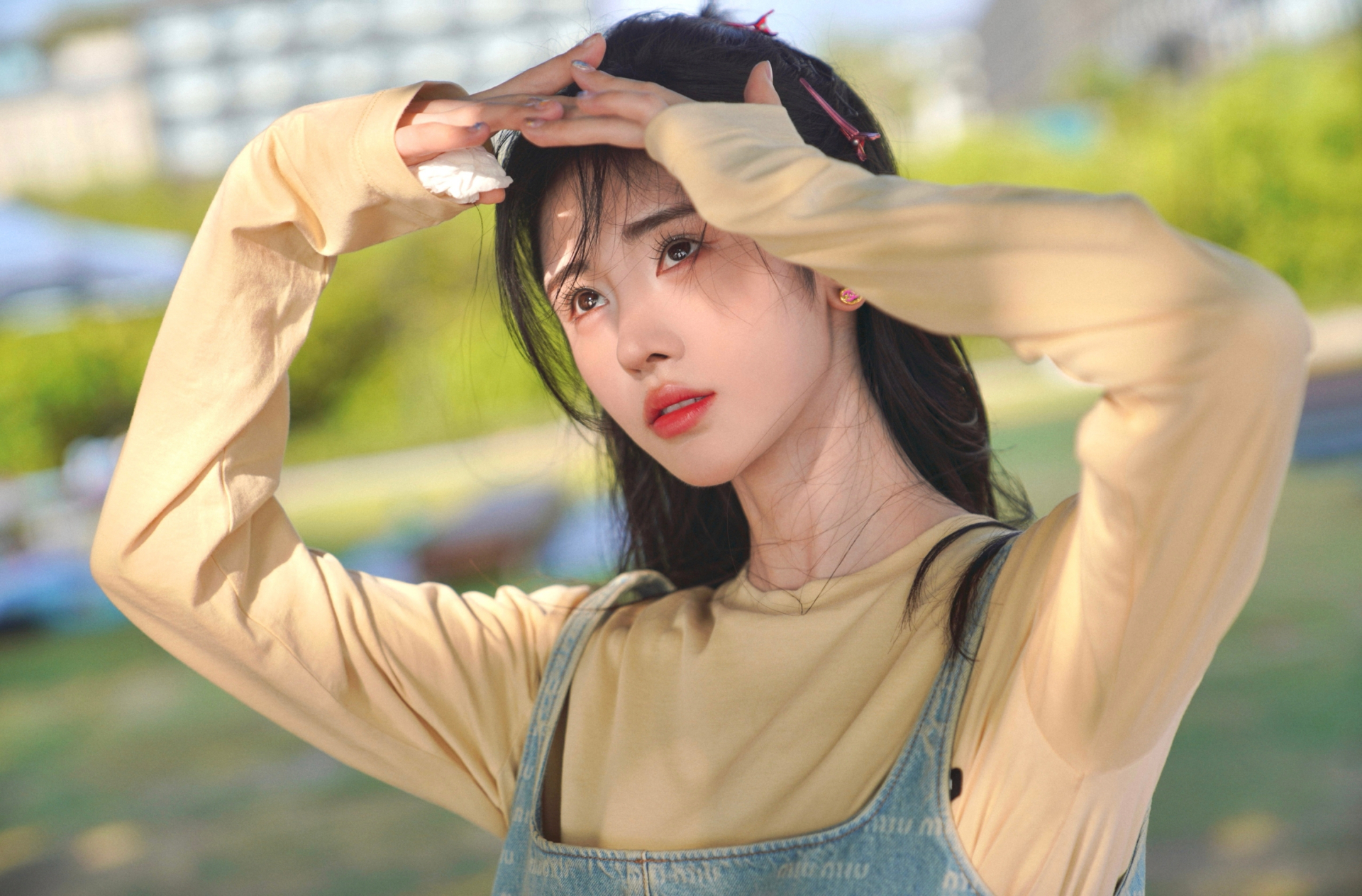 Dù vóc dáng nhỏ bé nhưng cô đã có sức hấp dẫn lớn mà không cần phải sử dụng chiêu trò, scandal